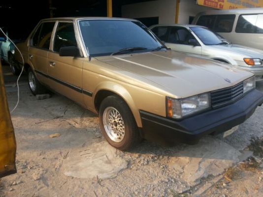 TOYOTA หน้าแหลม ขับหลัง สวย แก๊สพร้อม ( ขาย 49,000 บาท)