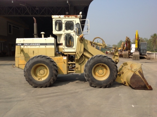 รถตักล้อยาง Komatsu 510 เก่าญี่ปุ่น ซีเรียล 1514X กรองเดี่ยว บุ้งกี๋ 1.2Q