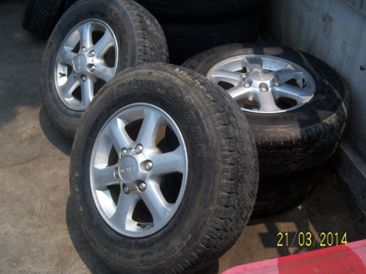 แม็กอีซูซุ พร้อมยาง 265 70 16 1ชุด