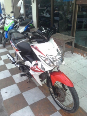 ขายถูกให้เลือกสรร Honda Wave CZ-i รถหัวฉีดประหยัดน้ำมัน