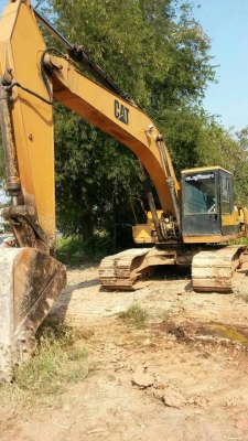 CAT E200 ราคา 630,000   บาท