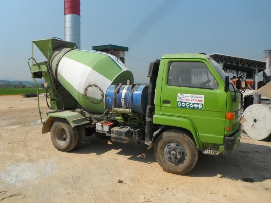 รถโม่ปูน Isuzu 2.5Q 175แรงม้า มีทะเบียน พร้อมโอน (หรือแลกกับรถ 10ล้อ)