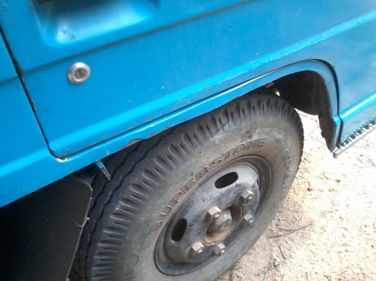 ขาย 6 ล้อดั้ม isuzu 88 แรง