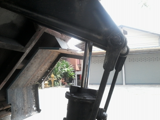 ขาย 6 ล้อดั้ม isuzu 88 แรง