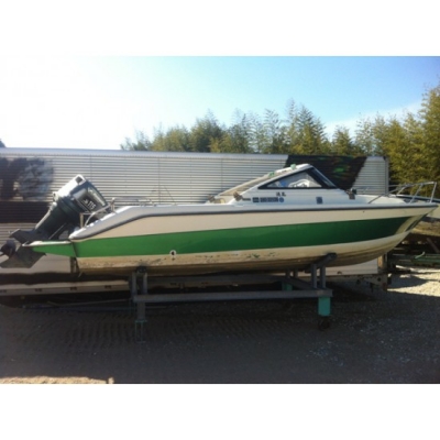 ขายเรือเร็วไฟเบอร์ Yamaha 21ฟุต มือสองญี่ปุ่น สินค้าพรีออเดอร์ค่ะ