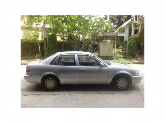 รถสวย พร้อมใช้ Toyota Corolla 1.5 MT