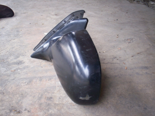 กระจกมองข้างซ้าย โตโยต้า3ห่วงAE101ปรับไฟฟ้า 500บาท 0890671028