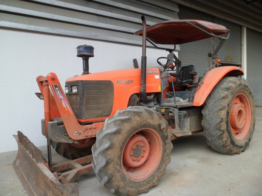 105 แรงม้าพร้อมใบดันหน้าและผาน มาแร้ว ฟรีดาวน์พร้อมส่งถึงบ้านด้วย