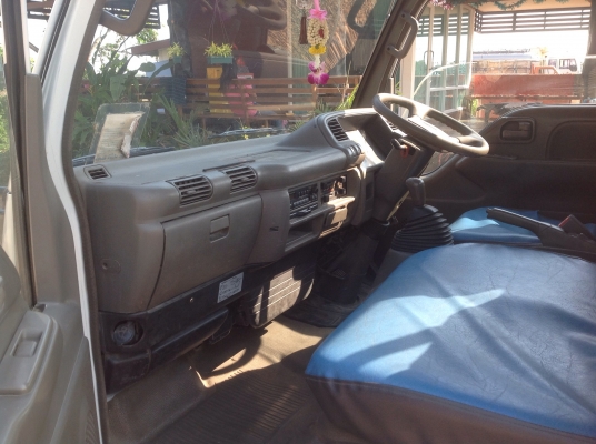 ขายรถ 4ล้อประกอบISUZUเครื่อง 100แรง4JG1เล่มทะเบียนพร้อมโอน