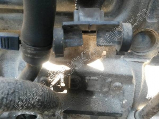 รถบรรทุก 6 ล้อ ยี่ห้อ ISUZU รุ่น NPR