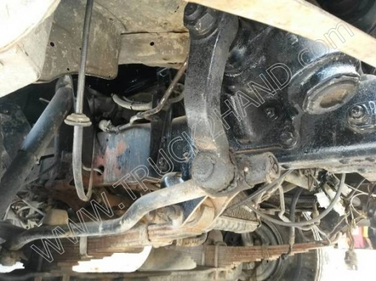 รถบรรทุก 6 ล้อ ยี่ห้อ ISUZU รุ่น NPR