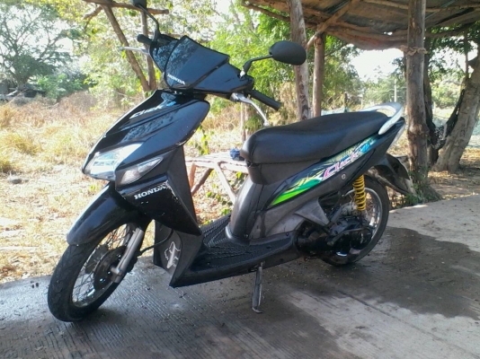 ขายฮอนด้าคลิ๊ก สภาพขับขี่ได้ปกติ 9800 บาทครับ