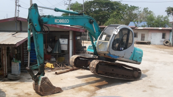 ขายด่วนรถเเม็คโครKOBELCO SK100-5มาร์คไฟร์รถนำเข้าเก่าญี่ปุ่นแท้ไม่เคยใช้งานเมืองไทยเลยมีปั้มลายหัวกระแทกพร้อม