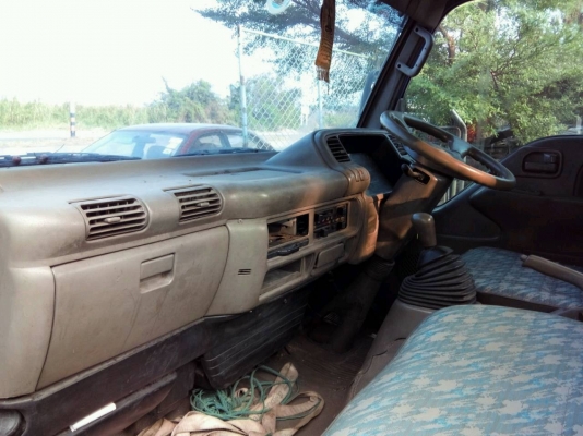 ขาย ISUZU 4 ล้อกลางพร้อมใช้ครับ