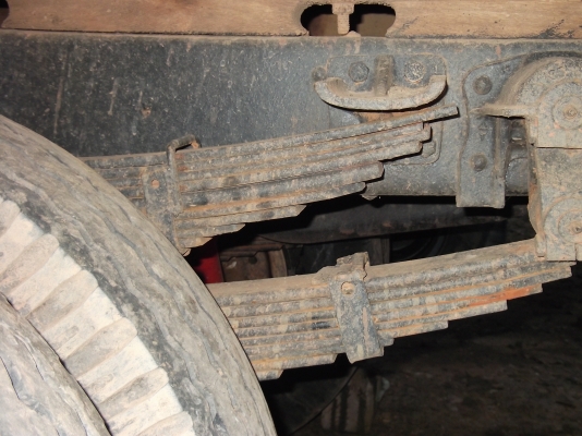 ต้องการขายรถ6ล้อมิสซูfuso  295,000