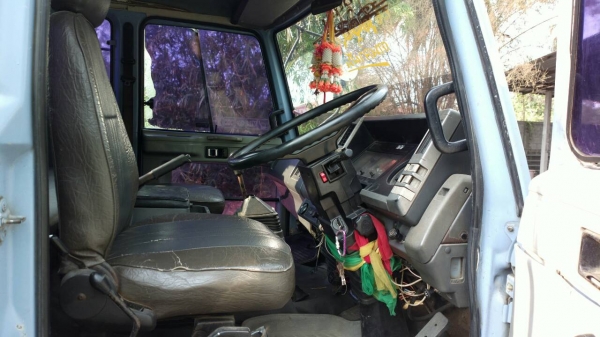 รถบรรทุกติดเครน