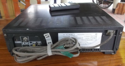 ขาย เครื่องเล่น VDO ยี่ห้อ SHARP