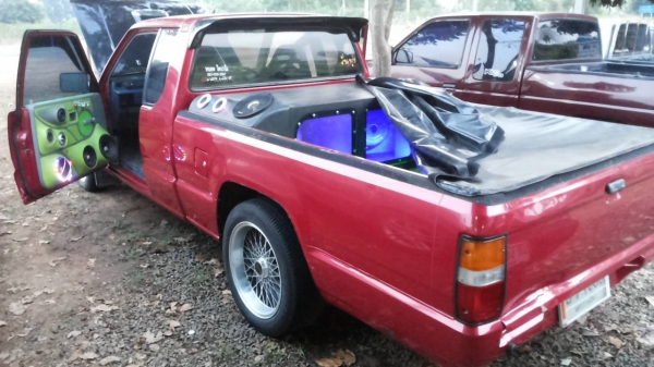 **190,000 บ.ต่อรอง**ขายกระบะแค็ป เครื่องเสียงกระหึ่ม MITSU L200 AEROBODY 2.5 ปี 34/91 เครื่องเดิมเกียร์เดิม แน่นดี แรงดี เกียร์ดีไม่หลุด ช่วงล่างแน่นคัสซีสวยเดิมไม่ผุ กระบะดีพื้นไม่ผุ หัวเก๋งดีภายในดีคอนโซลครบ แอร์ พ.พาวเวอร์ ล้อแม็ก ยางดี4เส้น ติดเครื่อง
