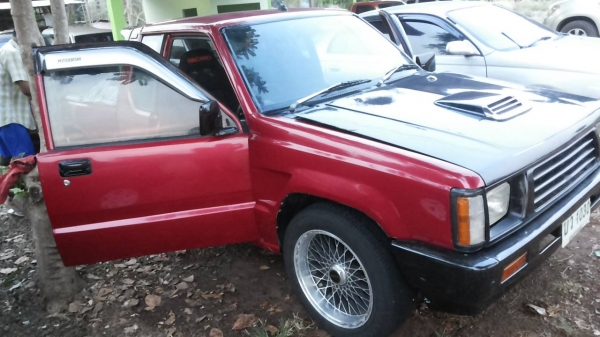 **190,000 บ.ต่อรอง**ขายกระบะแค็ป เครื่องเสียงกระหึ่ม MITSU L200 AEROBODY 2.5 ปี 34/91 เครื่องเดิมเกียร์เดิม แน่นดี แรงดี เกียร์ดีไม่หลุด ช่วงล่างแน่นคัสซีสวยเดิมไม่ผุ กระบะดีพื้นไม่ผุ หัวเก๋งดีภายในดีคอนโซลครบ แอร์ พ.พาวเวอร์ ล้อแม็ก ยางดี4เส้น ติดเครื่อง