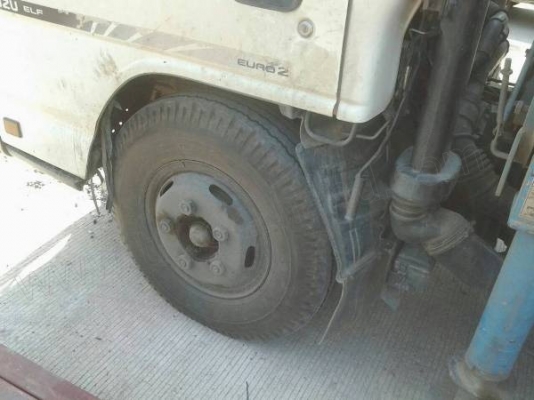 รถบรรทุก 6 ล้อ ISUZU ติดเครน รถบรรทุก 6 ล้อ ISUZU ติดเครน