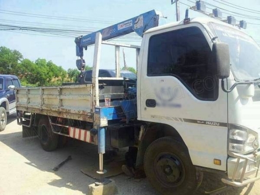 รถบรรทุก 6 ล้อ ISUZU ติดเครน รถบรรทุก 6 ล้อ ISUZU ติดเครน
