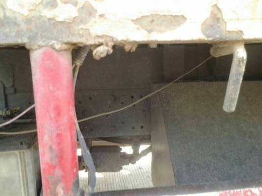 รถบรรทุก 6 ล้อ ISUZU ติดเครน รถบรรทุก 6 ล้อ ISUZU ติดเครน