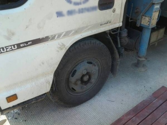 รถบรรทุก 6 ล้อ ISUZU ติดเครน รถบรรทุก 6 ล้อ ISUZU ติดเครน