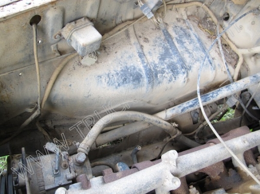 รถบรรทุกน้ำหัวยาว ยี่ห้อ NISSAN