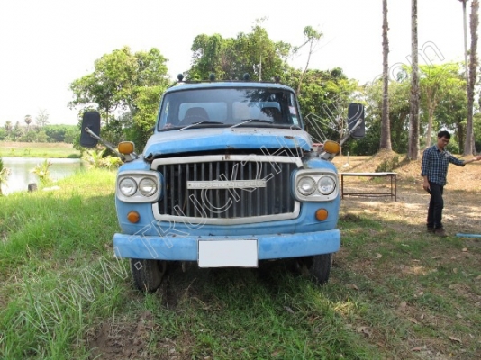 รถบรรทุกน้ำหัวยาว ยี่ห้อ NISSAN