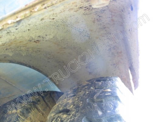 รถบรรทุกน้ำหัวยาว ยี่ห้อ NISSAN