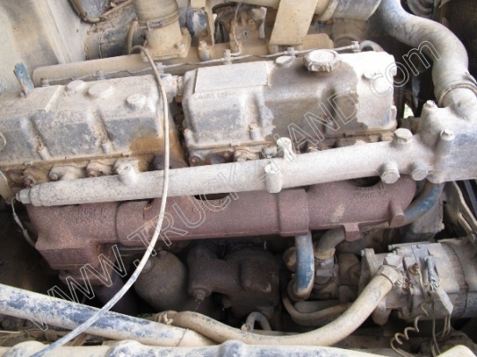 รถบรรทุกน้ำหัวยาว ยี่ห้อ NISSAN