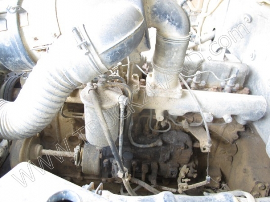 รถบรรทุกน้ำหัวยาว ยี่ห้อ NISSAN