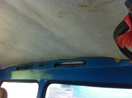 รถบรรทุกน้ำหัวยาว ยี่ห้อ NISSAN