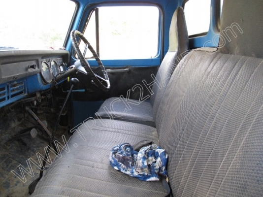 รถบรรทุกน้ำหัวยาว ยี่ห้อ NISSAN