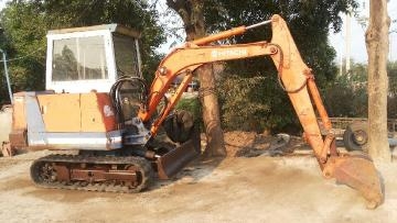 ขายด่วนรถเเม็คโครHITACHI EX27เทียบเท่า PC30มีหัวเก๋งเคื่องIZUSU3สูบเก่าญี่ปุ่นแท้ไม่เคยใช้งานเมืองไทยเลย