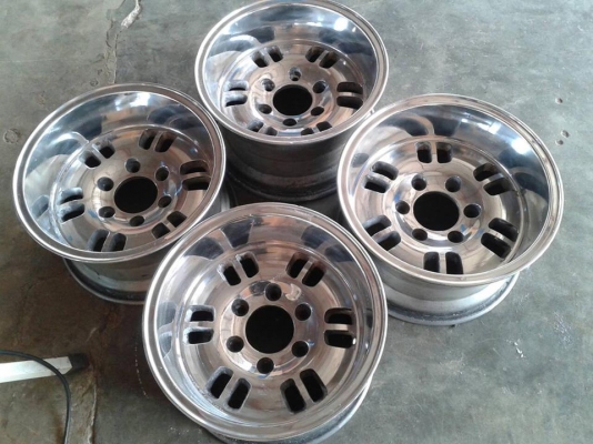 ขายล้อ(ลายฟันหนู) 15x8.5 ET-21