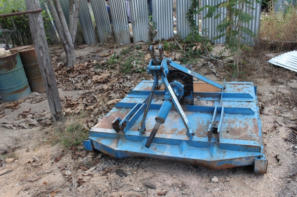 ขายตัวปั่นหญ้าปั่นสัปปะรด