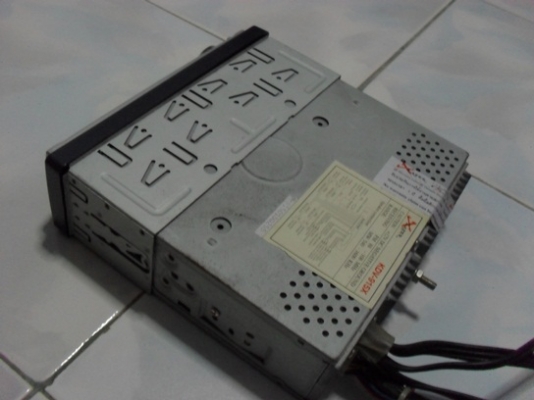 เครื่องเล่น DVD ติดรถ X-Lazer KDV-915X