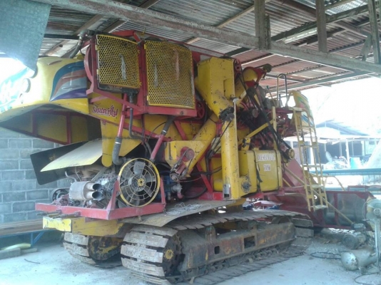 รถเกียวใอ้หนุ่มไวไฟเครื่องมิตซู210อุ้ม2.5 ตัวเดิน12