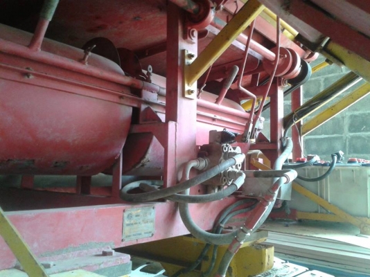 รถเกียวใอ้หนุ่มไวไฟเครื่องมิตซู210อุ้ม2.5 ตัวเดิน12