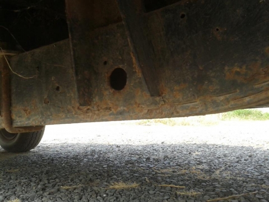 รถกระบะisuzukb2200รถสวย เอกสารฟร้อมสนใจใทรมา