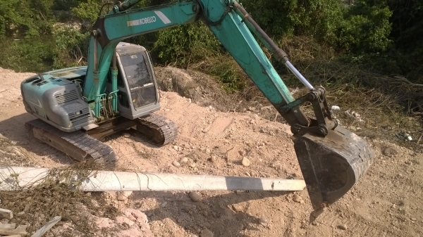 SK120-5 SUPER ไฟฟ้าครบ แอร์เย็น เอวแน่นๆโซ่สวยช่วงล่างยังสวยใช้ได้ รถทำงานอยู่...