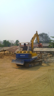 รถขุด โคมาสสุ PC30-3 แรงขุดดี ทำงานไว ชอบราคาเท่าไร ต่อรองราคากันได้ครับ ลดราคาพิเศษเหลือเพียง 155,000 บาท.