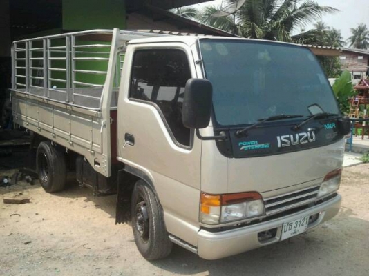 NKR  สี่ล้อเล็ก  รถประกอบ  120  แรง