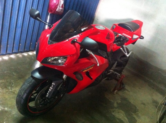 ขาย Honda CBR1000RR สพม. ขาย Honda CBR1000RR สพม.