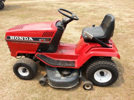 ขายรถตัดหญ้านั่งขับ