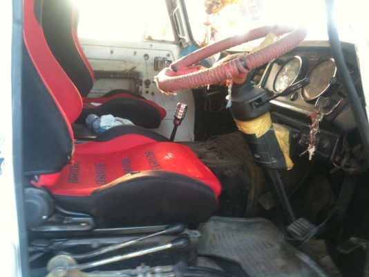 ขาย 6 ล้อดั้ม HINO KM505 เครื่องWO4D 117 แรง ทะเบียนเต็มพร้อมโอน ดั้มลงเล่มแล้วระบุมีแผงสูงไว้ด้วย มัดจำแล้ว 5,000 บาท