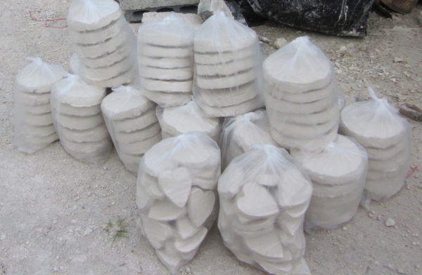 ขายดินสอพองลพบุรี สำหรับเล่นสงกรานต์ ราคาส่ง ขายดินสอพองลพบุรี สำหรับเล่นสงกรานต์ ราคาส่ง