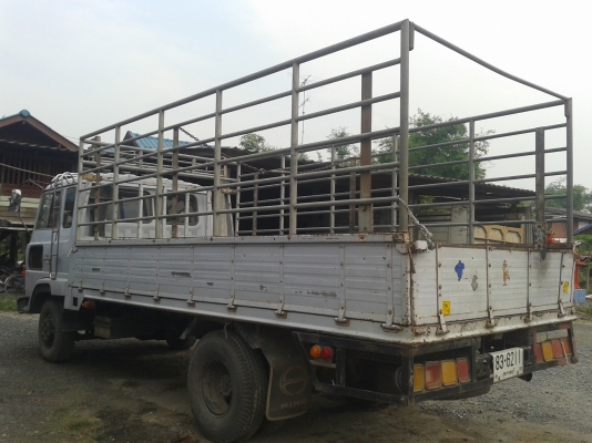 ขาย 6ล้อHINO FD172B เครื่องHO7C 185แรงกระบะคาร์โก้ยาว4.70เมตรพร้อมใช้