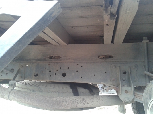 ขาย 6ล้อHINO FD172B เครื่องHO7C 185แรงกระบะคาร์โก้ยาว4.70เมตรพร้อมใช้